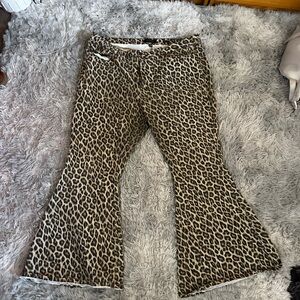 Judy Blue flare cheetah print jeans